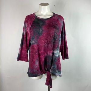 New Brittany Black hem tie tie dye top size 1X. Polyester spandex.